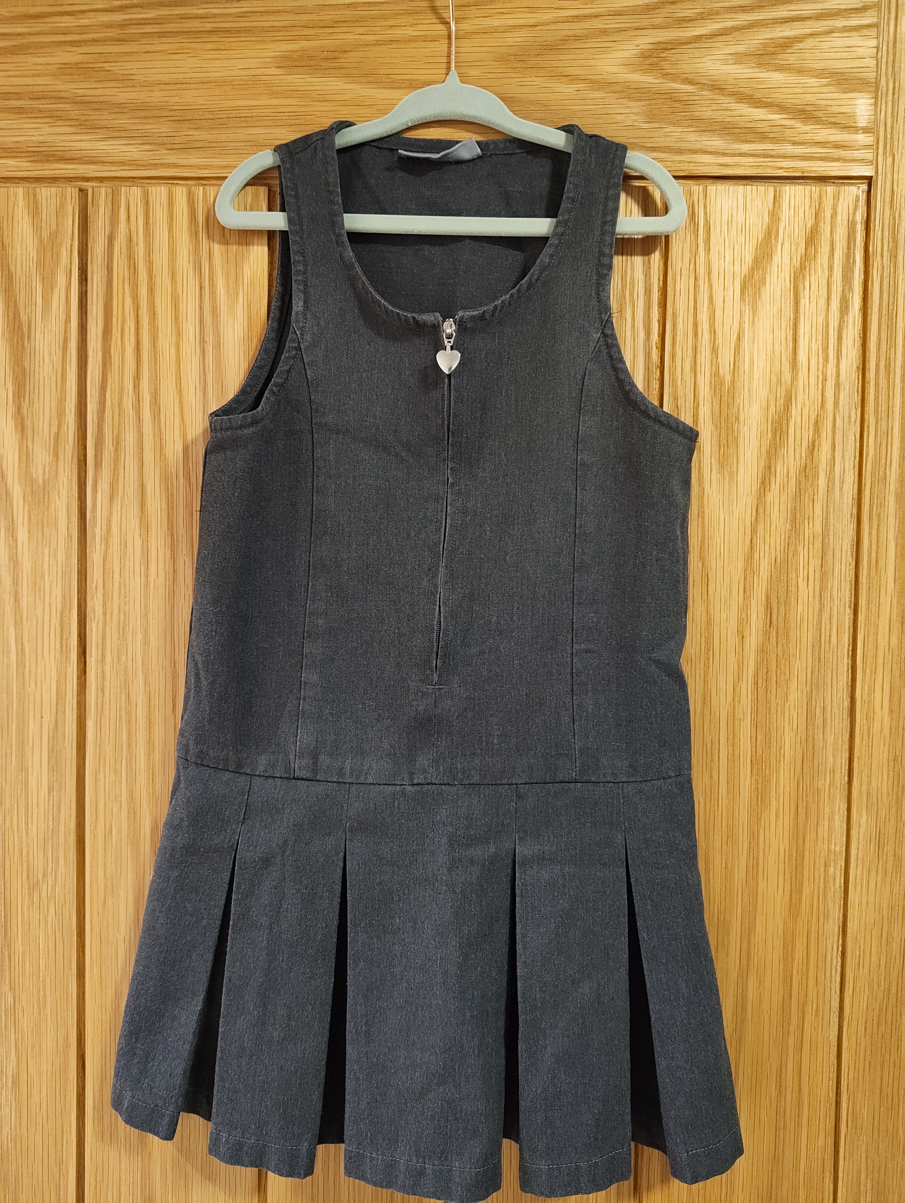 Pinafore Type B, age 4-5